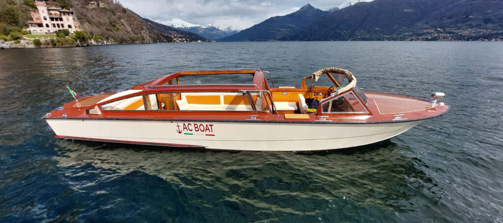 classic wooden venetian limousine lake como